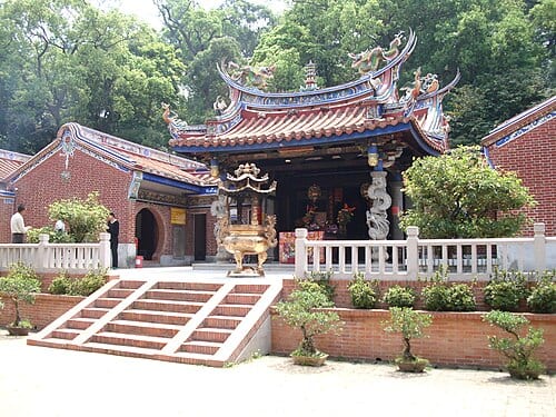 花壇虎山巌