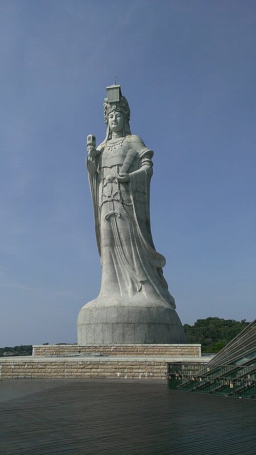 媽祖巨神像